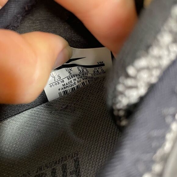 Nike Air Max Sequent 3 Running Shoes Sneakers Athletic Women Size 7.5 Gray Black - Picture 7 of 9